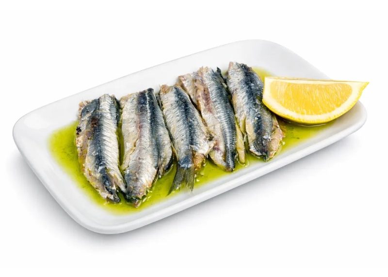 Smoked sardines